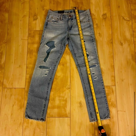 ⭐️J. Crew ⭐️RUN BIG👖Broken In Boyfriend Jeans👖Like NEW!! - Picture 3 of 13